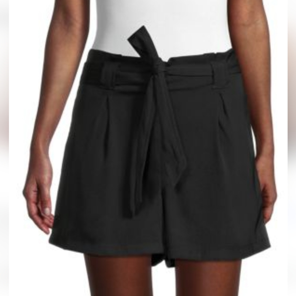 Max Studio S Belted Black Paperbag Waist Shorts